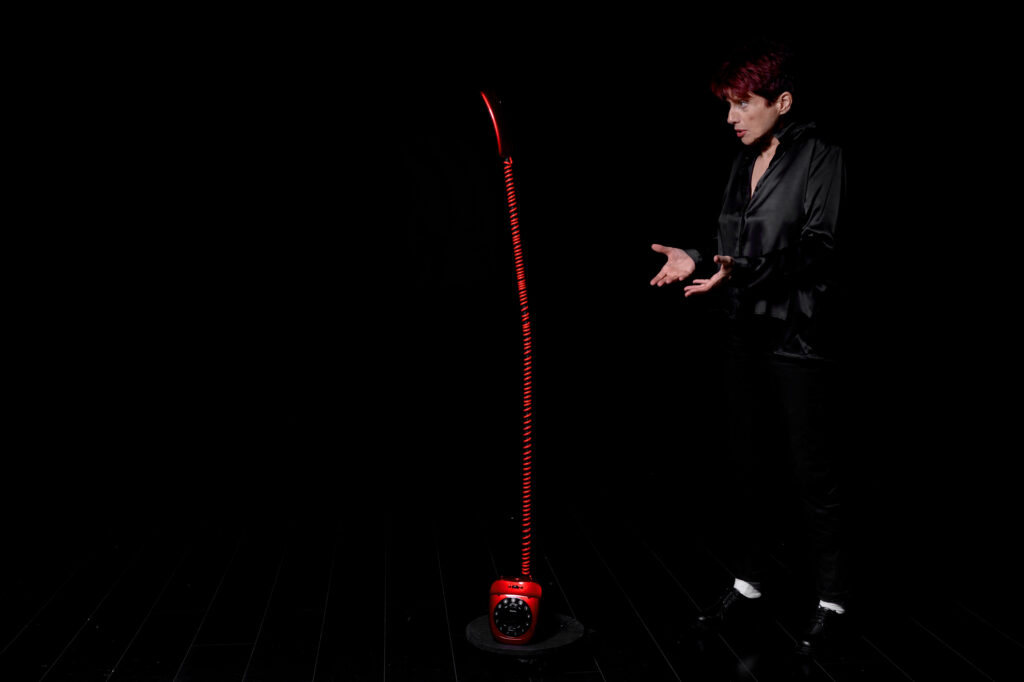 “Τα Όρια” των Μιχαέλα Μιχαΐλοβ και Ράντου Απόστολ