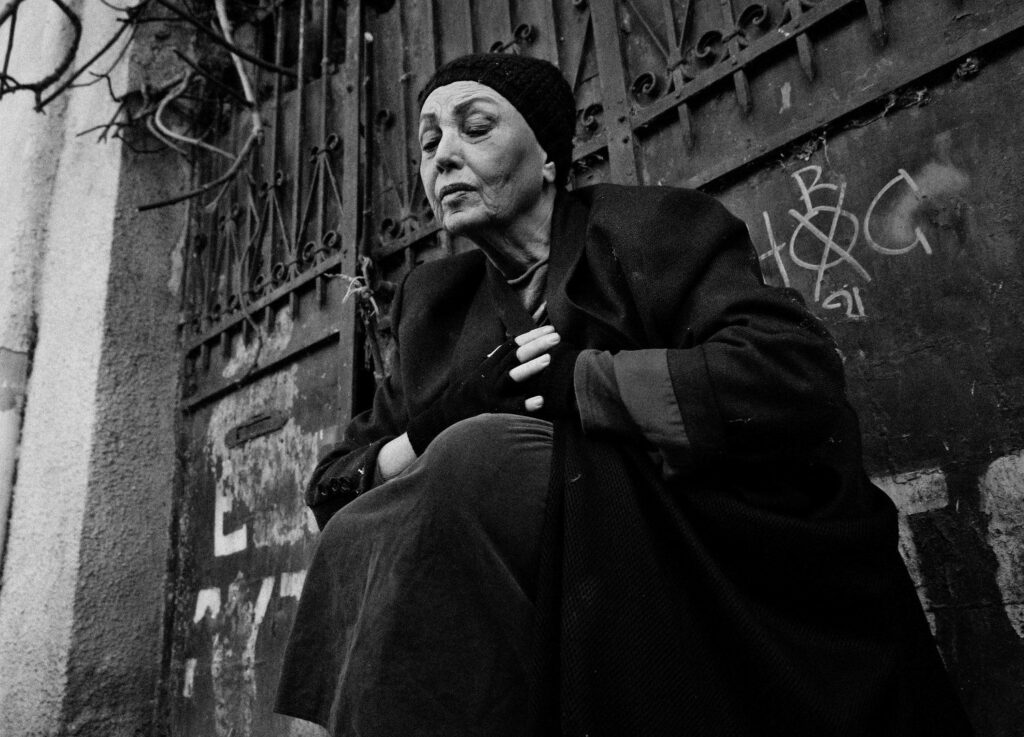 AMBER ALERT του Odise Plaku  (για πρώτη φορά στην Ελλάδα το έργο του πολυβραβευμένου Αλβανού συγγραφέα).